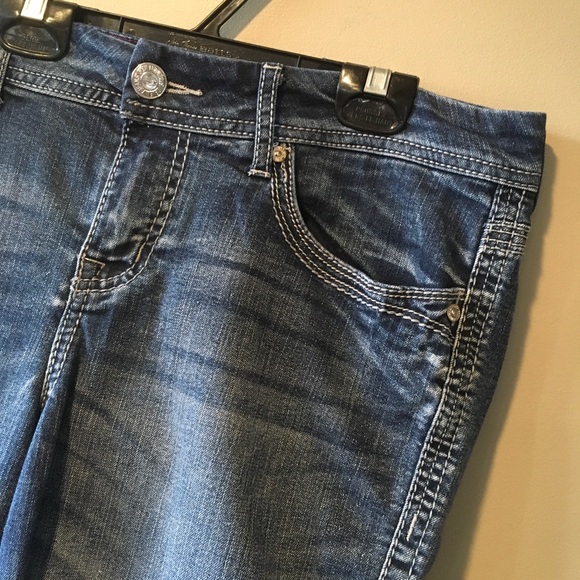 Seven7 Jean Capris - Picture 4 of 16